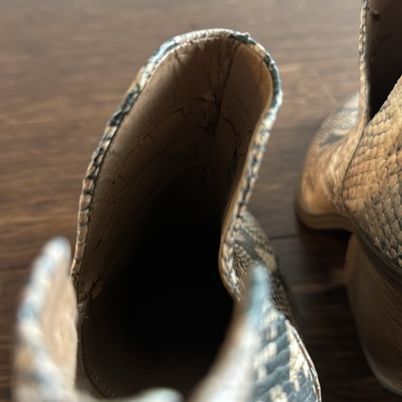 Vince Camuto - faux snake skin bootie - Picture 9 of 9